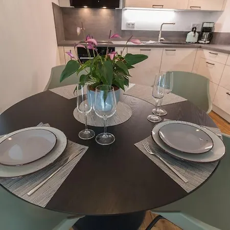 Cityhome Christopher Chc *